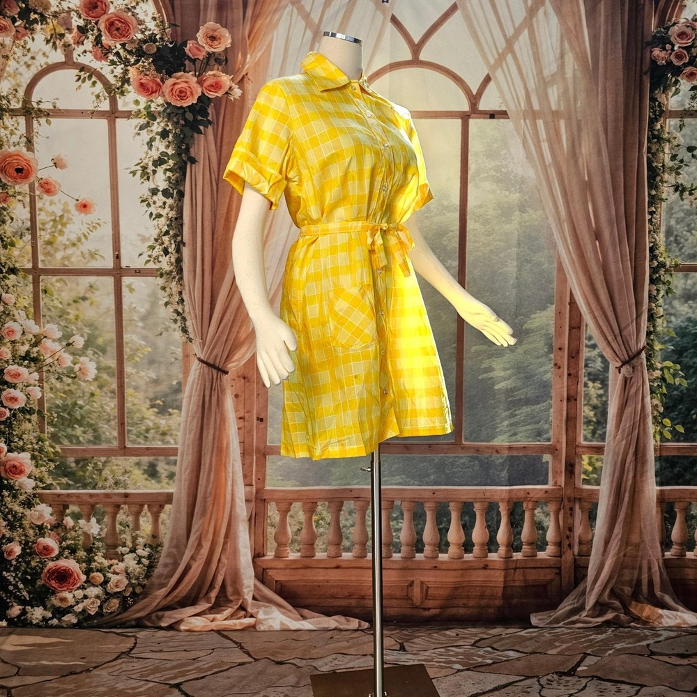 Vintage 1970s Dress Minidress Yellow Plaid Short Sleeve Buttons Pointed Collar - Picture 12 of 16